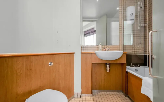 One bedroom apartment City Road