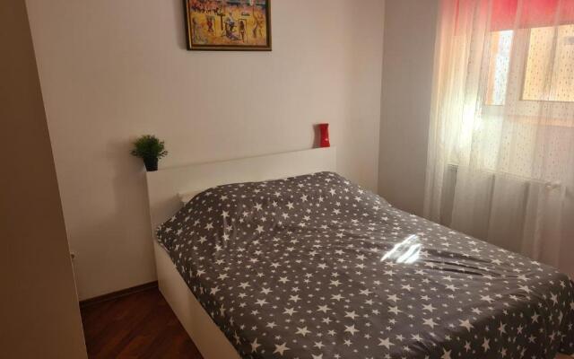 Luxury Mall Apartment 9
