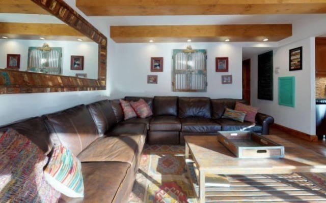 Landmark Condos 2 Bedroom in Lionshead Village