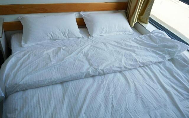 Tianchi Youth Hostel