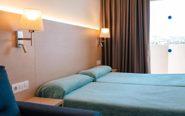 Port Europa Hotel