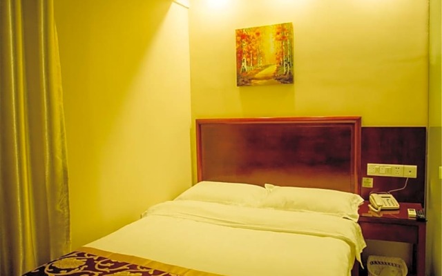 GreenTree Inn Jiangsu Yancheng Dongtai Jianggang Yingbin Road Gangcheng Avenue Business Hotel