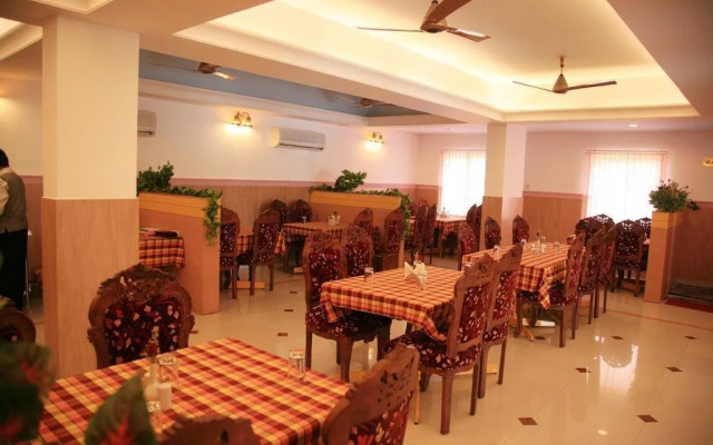Nadan Hotel