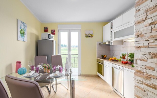 Nice Apartment in Porec With 2 Bedrooms and Wifi