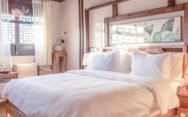 Floral Hotel Yuxi Fuxianhu Bolianchen