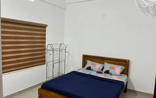 Biriyomz Residency, Kalpatta, Munderi, Low Cost Rooms and Deluxe Apartment