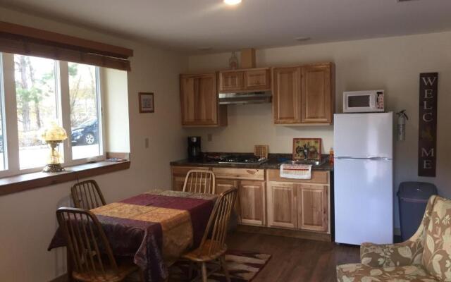 Creekside Downtown Vacation Suites