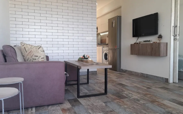 2 Bedroom Chalet in Kaslik,generator is Including