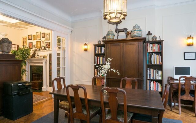 Lefferts Manor Bed and Breakfast