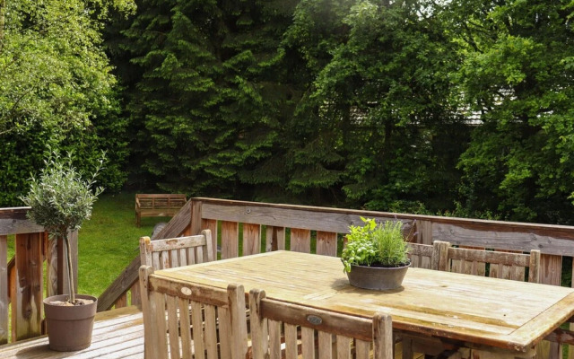 Chalet in La Roche With Garden