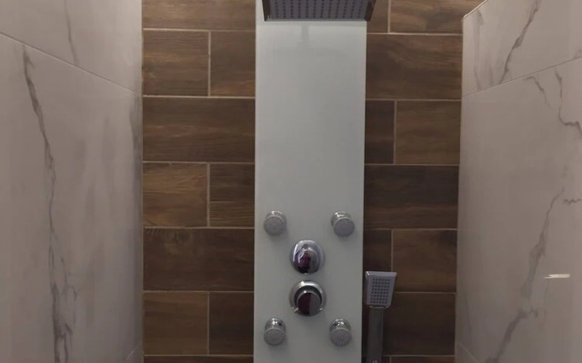 Anchors Aweigh 3-100 Sm Apartment Near The Sea