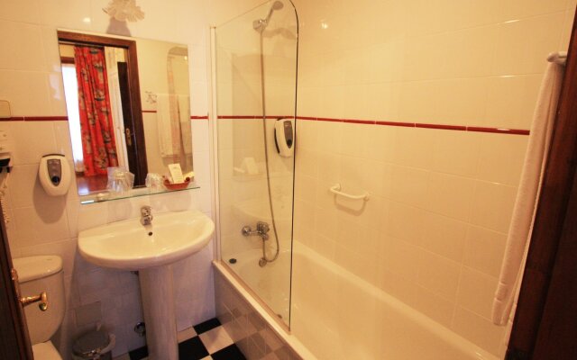 Hotel Casona Del Busto