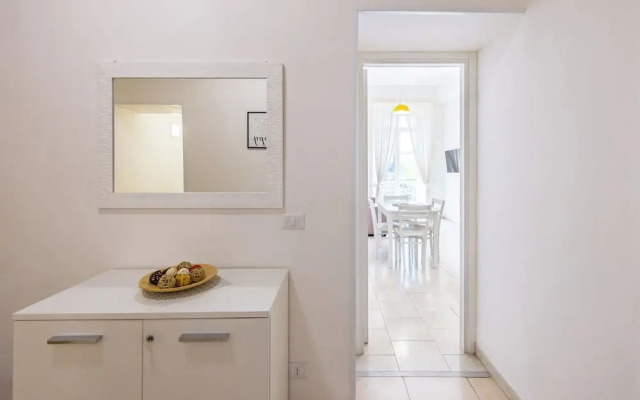 Urban Base Garibaldi by Napoliapartments