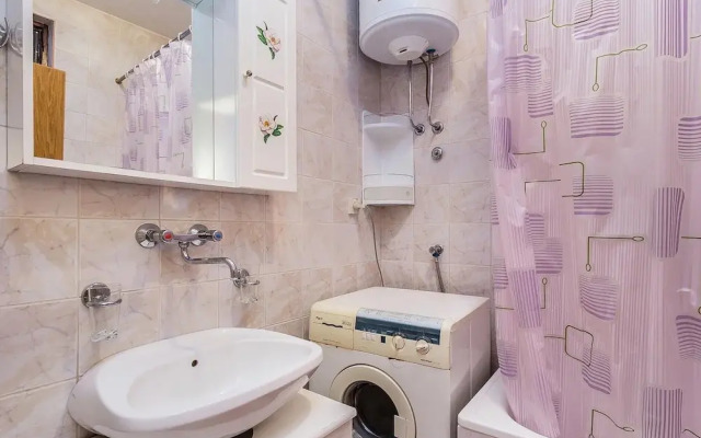 Studio Apartment in Liznjan With Shared Pool