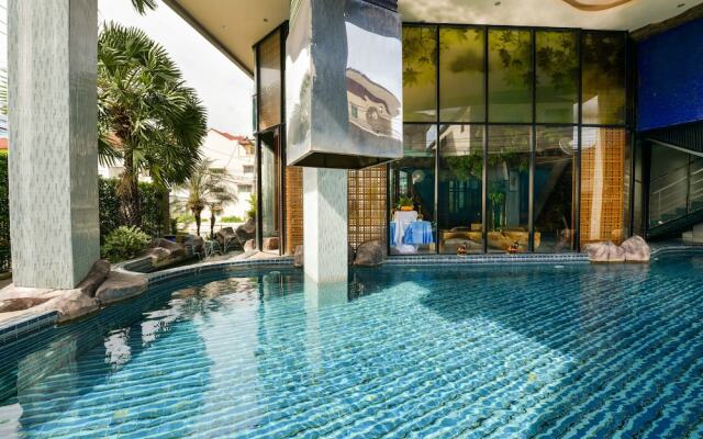 OYO 143 Dday Resotel Pattaya Hotel