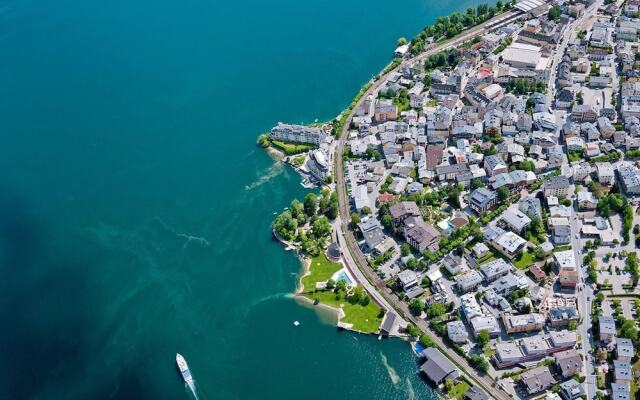 Penthouse Seven Private Roof Terrace Lake View