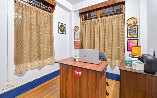 OYO Flagship La Monte Inn