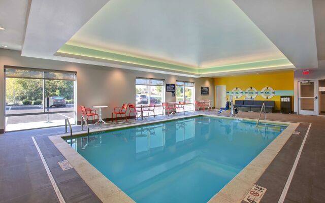 Tru By Hilton Monroe