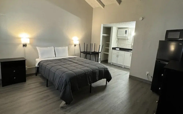 LTA Suites Brookside