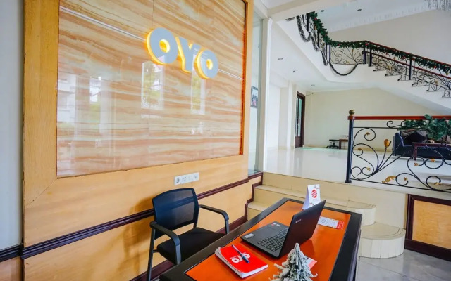 OYO 1062 Virginia Residence