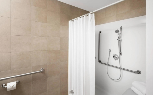 Delta Hotels by Marriott Calgary South
