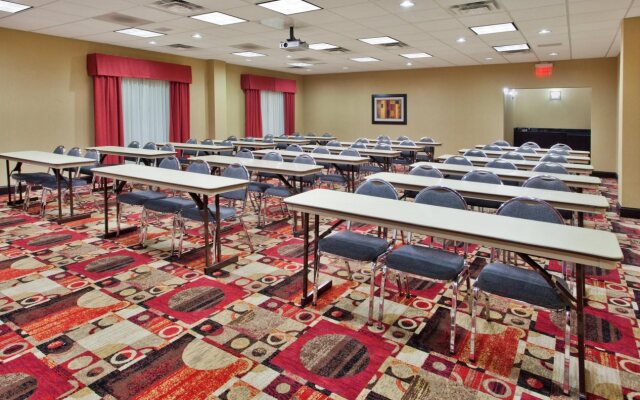 Holiday Inn Express & Suites Rome-East by IHG