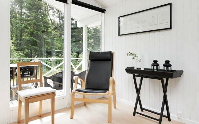 Peaceful Holiday Home in Hals near Sea