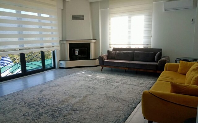 Invigorating Villa With Private Pool in Sapanca