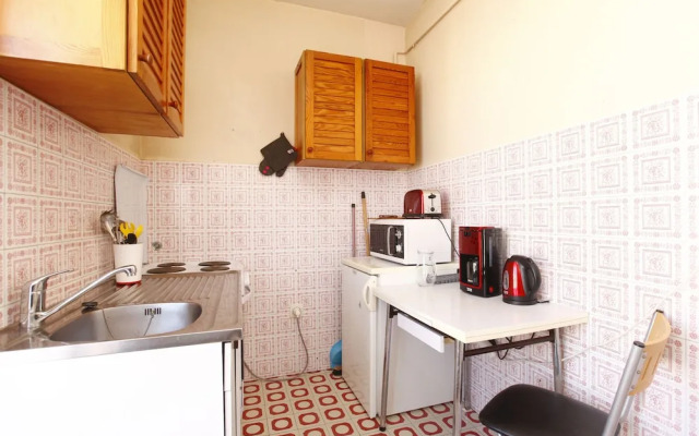 Grand Studio 30m² En Centre-Ville À Nice