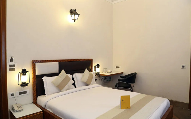 FabHotel Huda Sushant Lok