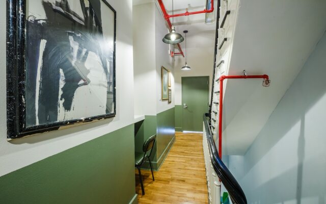 Lamartine Chelsea – Hostel