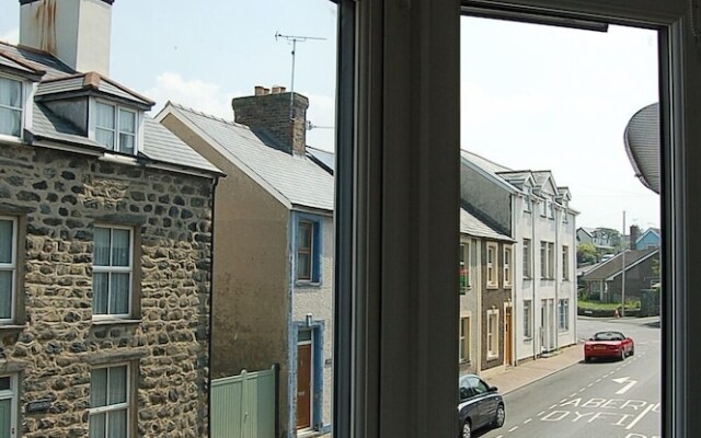 Saint Cadfans Lodge