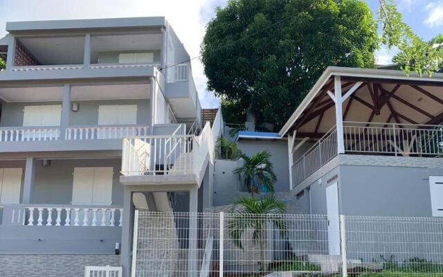 Sainte Anne, Très joli T2 refait à neuf