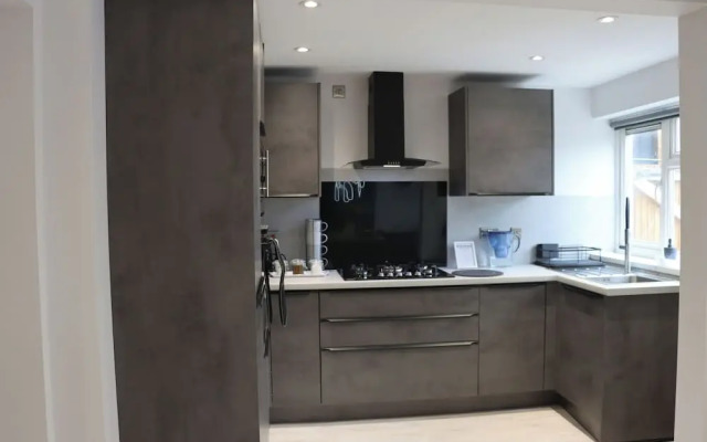 Check This!! Premium 5-star Home From Home Retreat