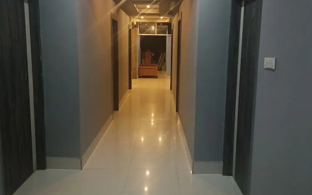 Hotel Royal Residency