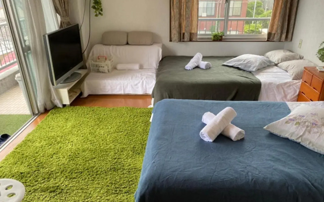 Takemura Building 305