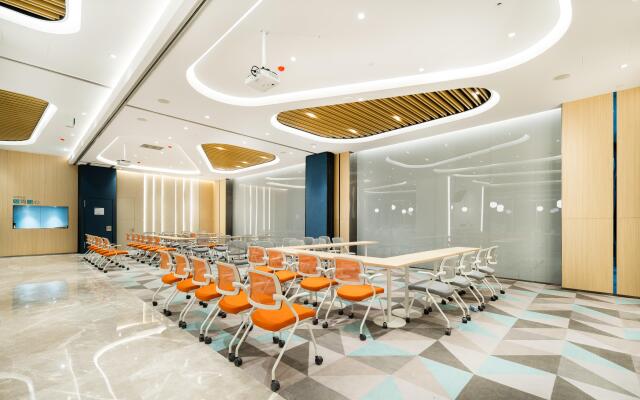 Holiday Inn Express Shanghai Pudong Zhangjiang
