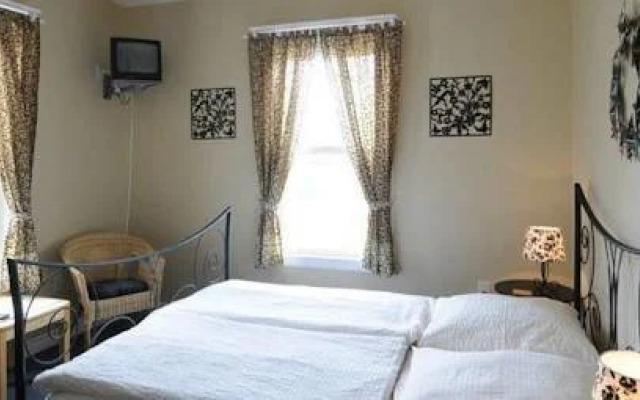 Marina Cove Inn Bed & Breakfast