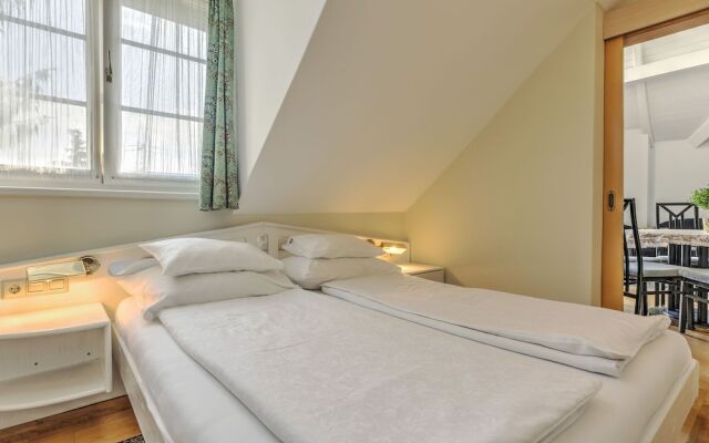 Plush Apartment in St. Kanzian am Klopeinersee with Sauna