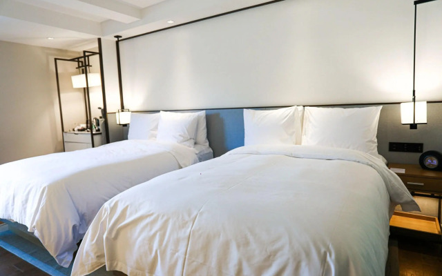 The Sifang Hotel Nanjing, Autograph Collection