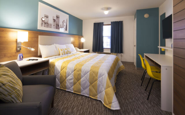 Savannah Suites Newport News