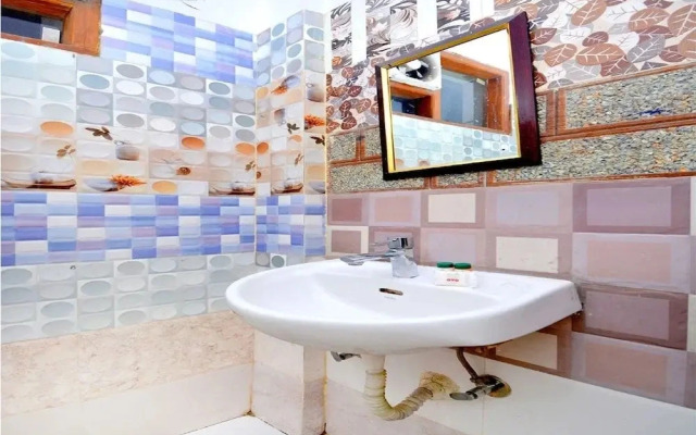 Vij Guest House by OYO Rooms