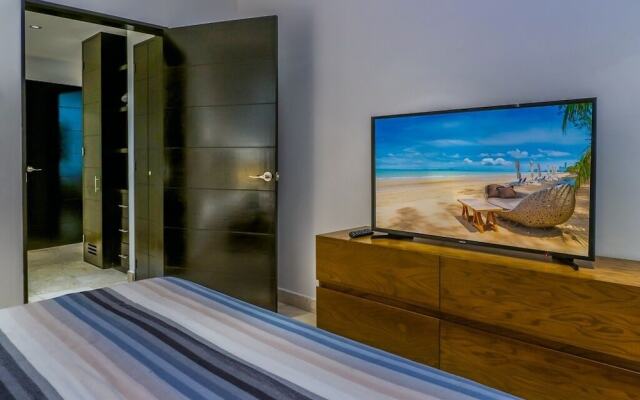 Elements Garden House 11 2 Bedroom Condo by RedAwning