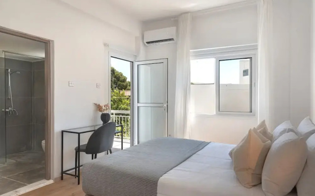 Phaedrus Living: City Breeze Residences Urbanity