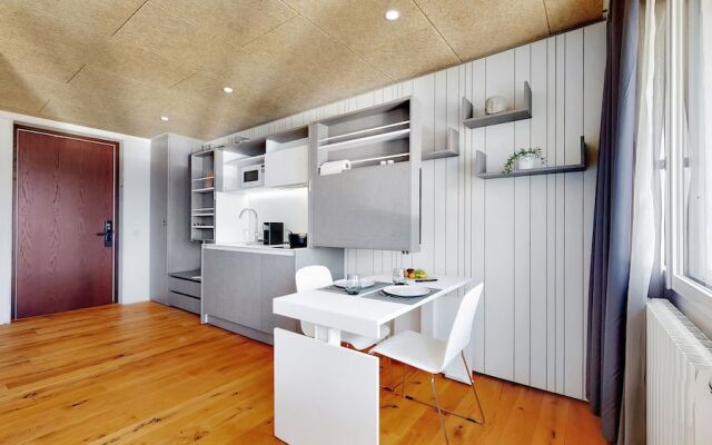 Evi's Home Hotel & Apartments