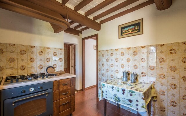 Amazing Home in Chiusdino With 3 Bedrooms