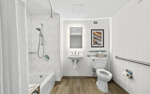Doubletree By Hilton New York Jfk Airport Hotel