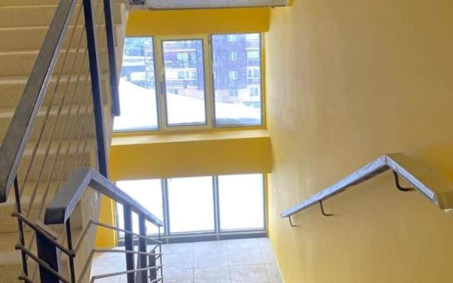Roshka Apartment 307