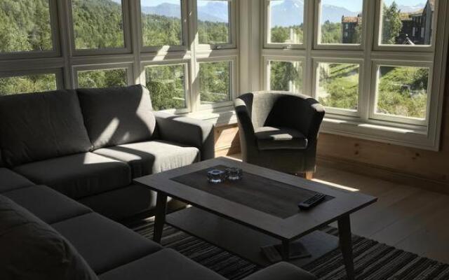 Penthouse with four bedrooms and two living rooms!