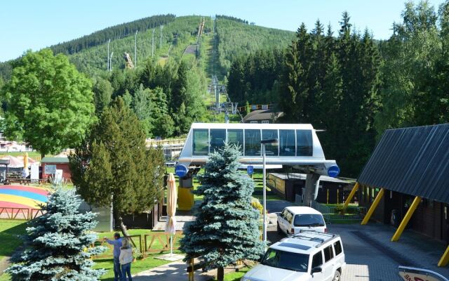 Serene Holiday Home With Private Garden, Whirlpool, Terrace